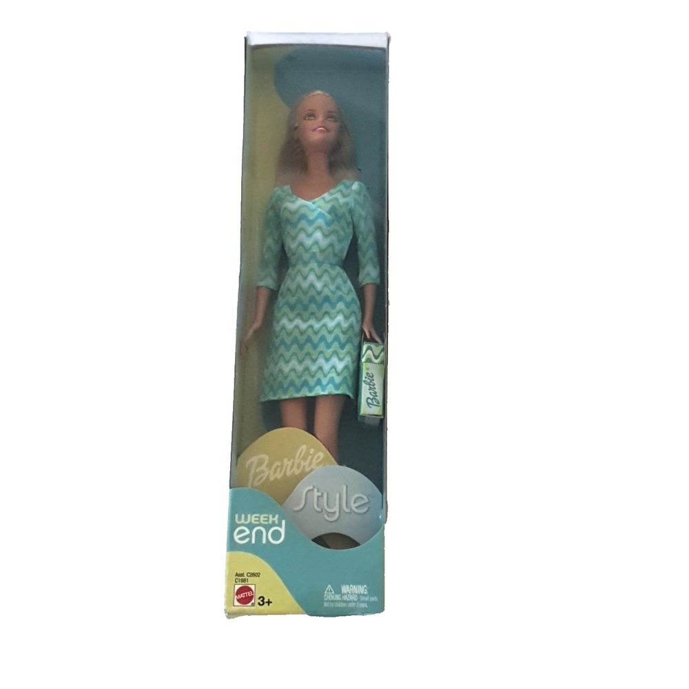 NIB 2002 Mattel Barbie Style Week End Doll Green Dress C1981 or C2602‎